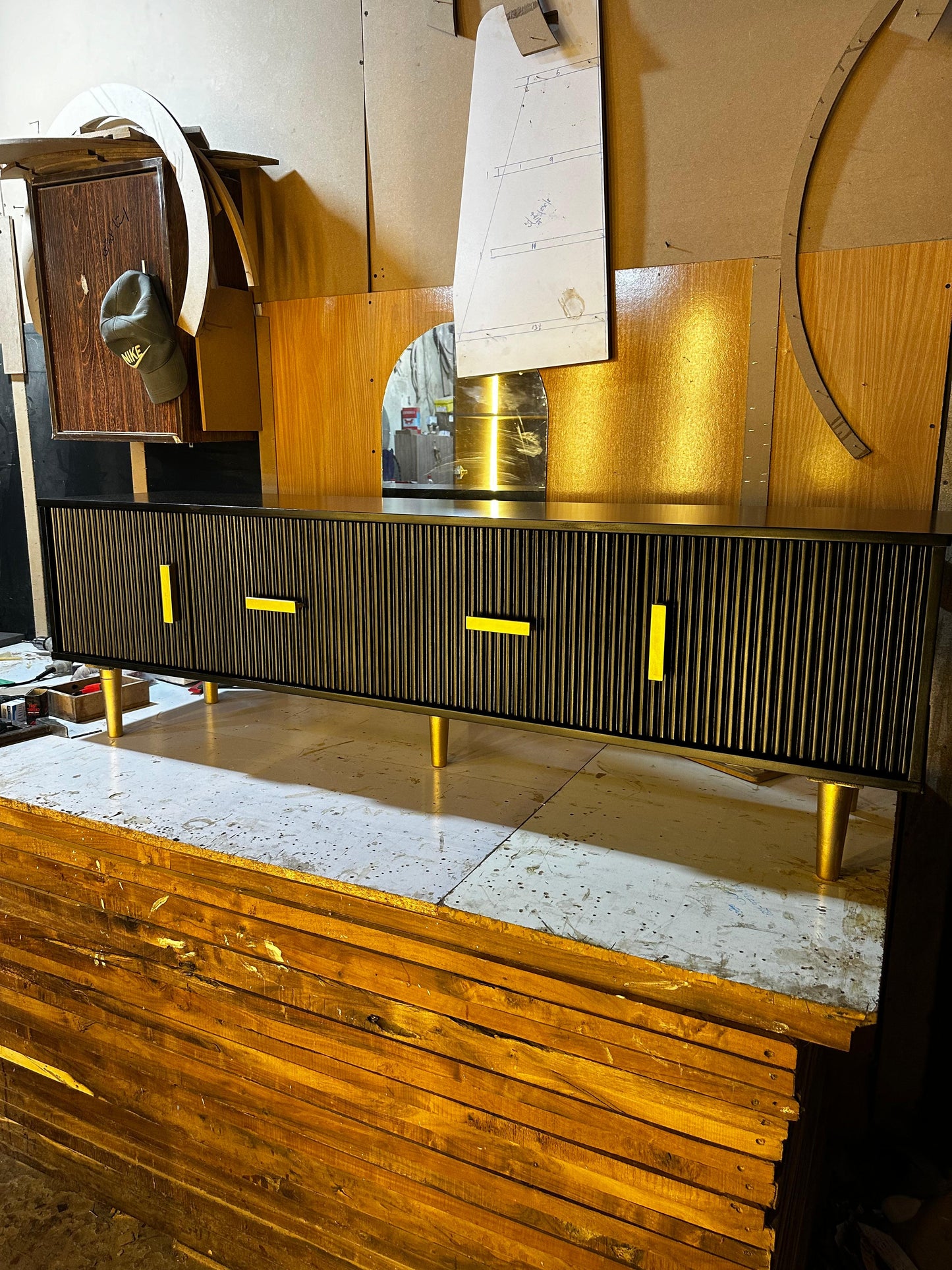 Blake LCD/TV Console