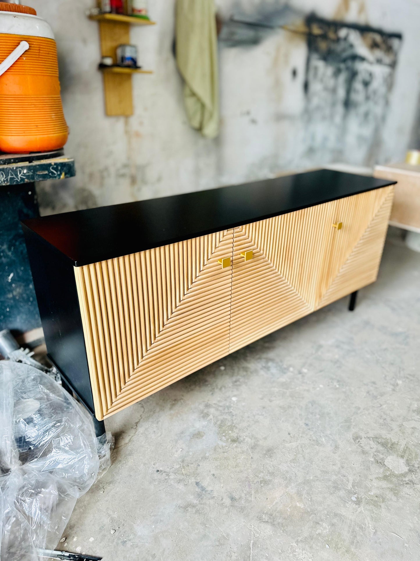 Bella LCD/TV Console