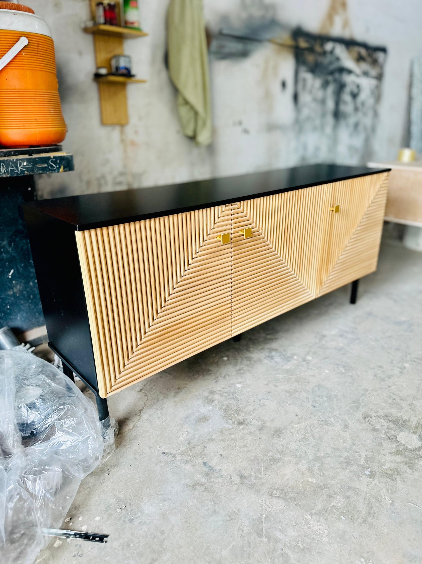 Bella LCD/TV Console