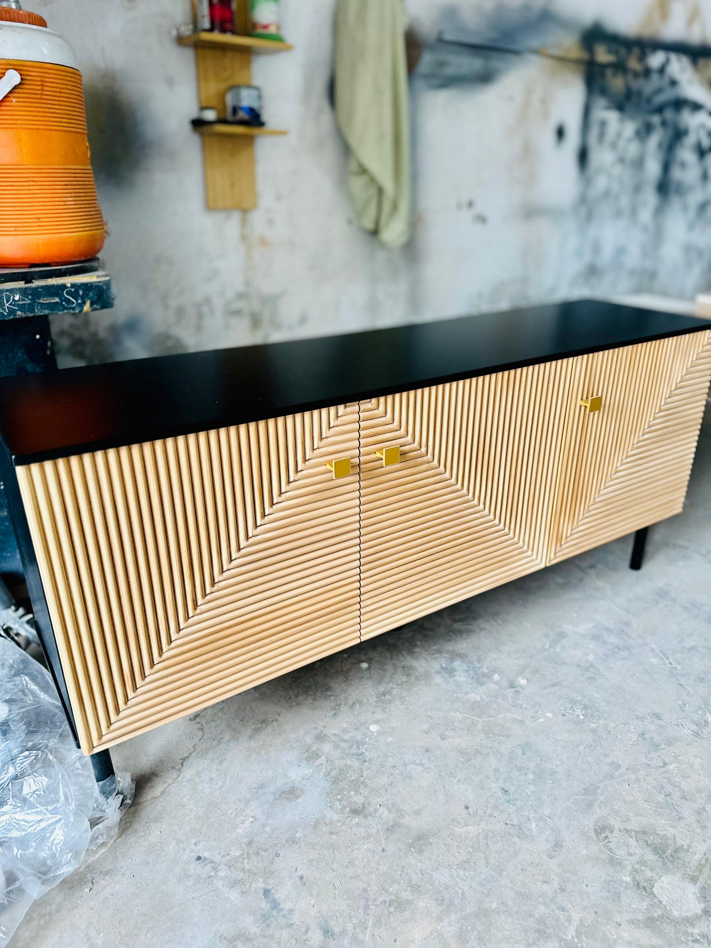 Bella LCD/TV Console