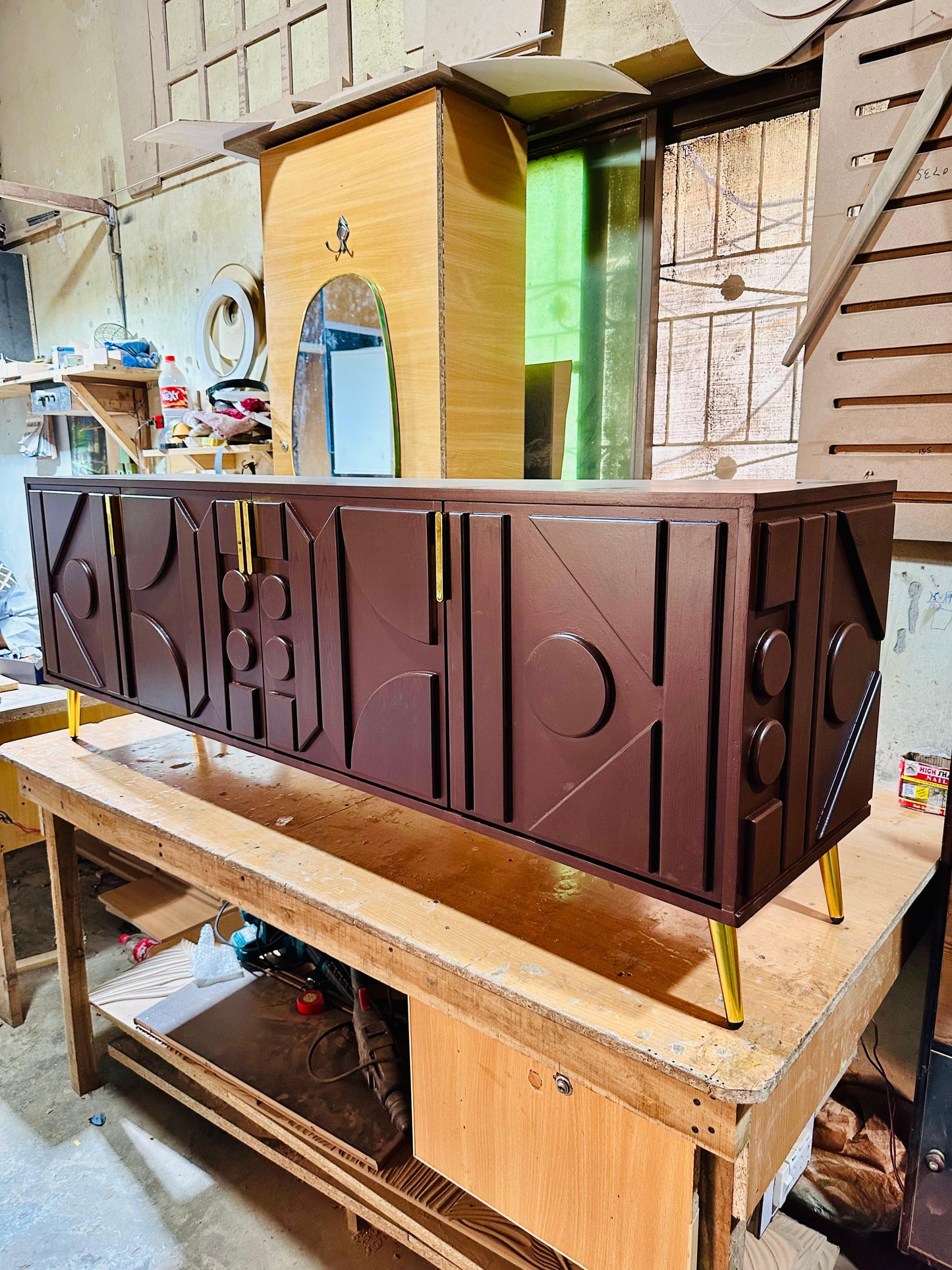 Alda TV/LCD Console