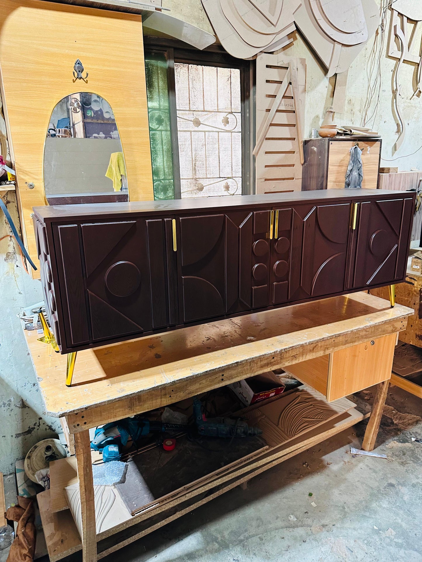 Alda TV/LCD Console
