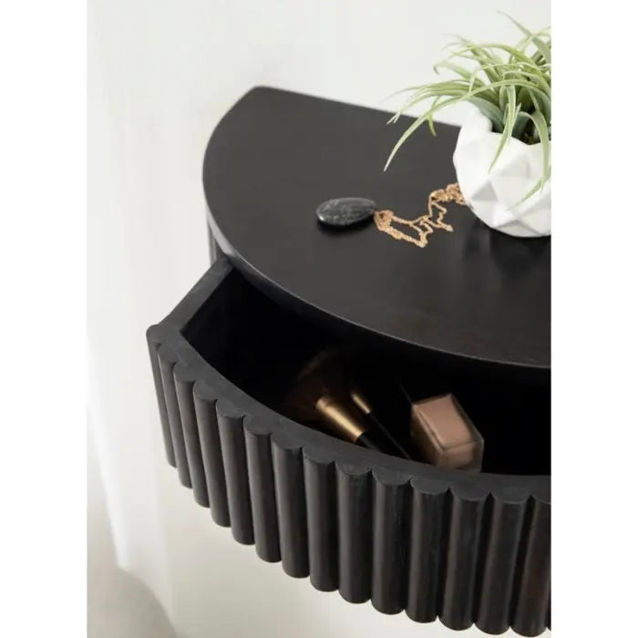 Albino Floating Shelf