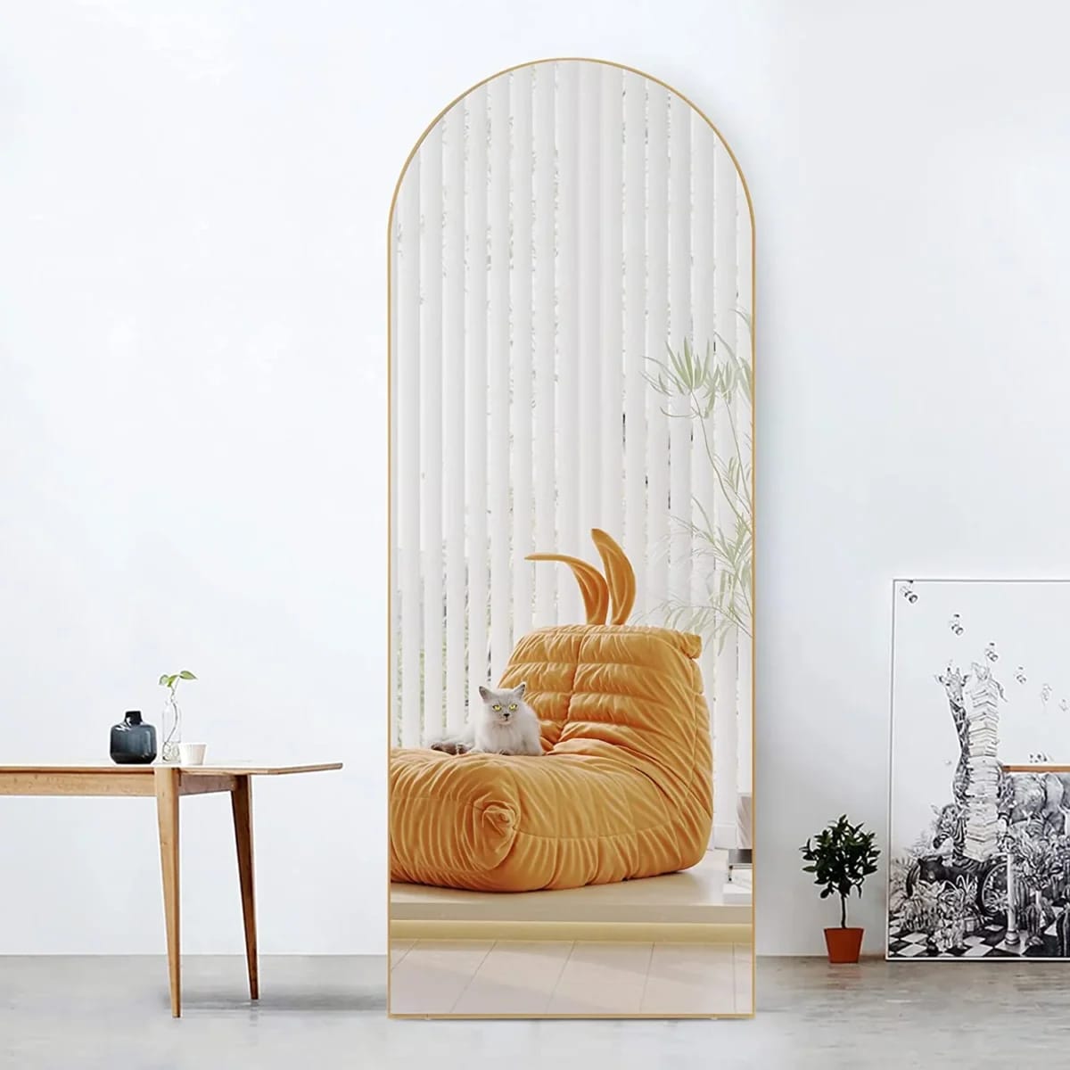 Bella Mirror