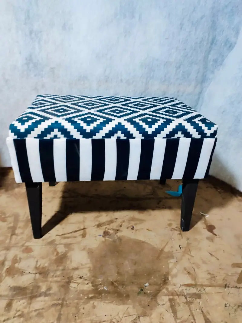 Blanke Stool