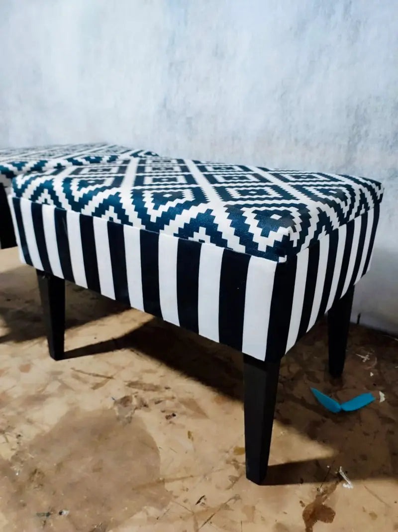 Blanke Stool