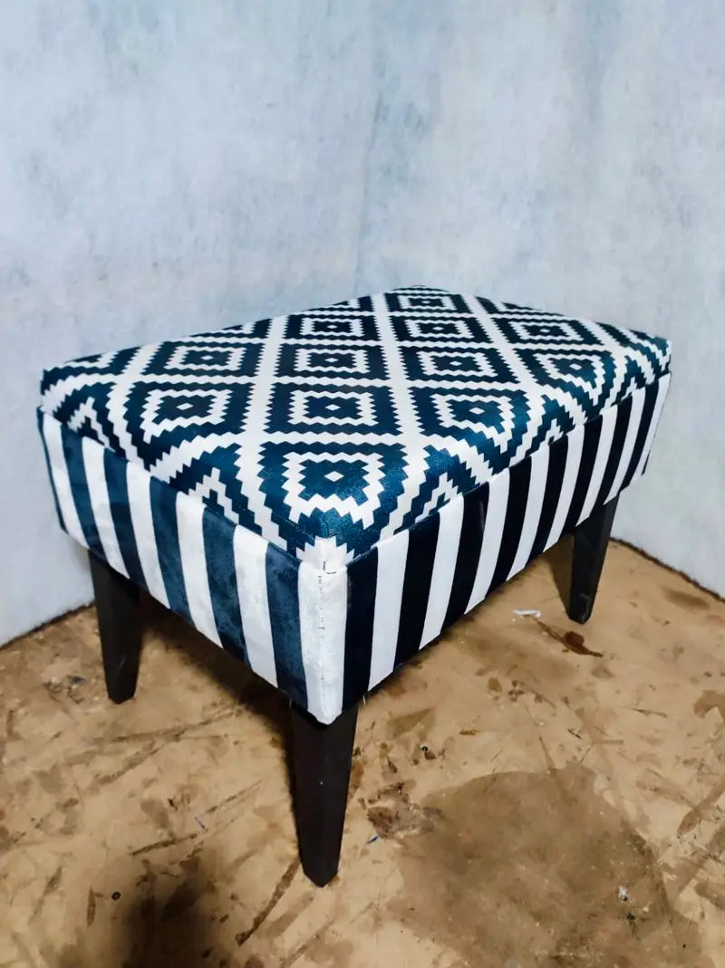 Blanke Stool