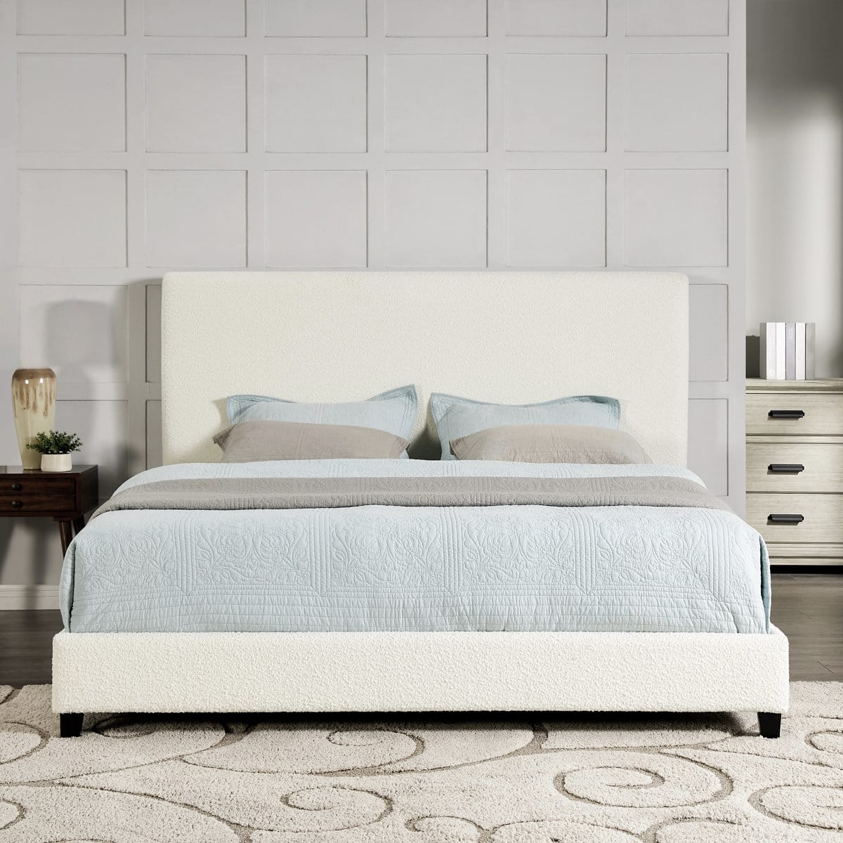 Ada Boucle Double Bed
