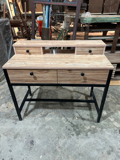 Elif Study Table