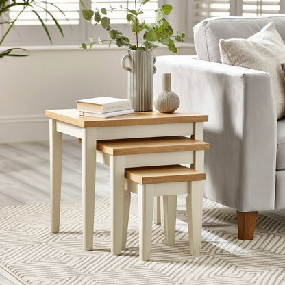 Alda Nesting Table