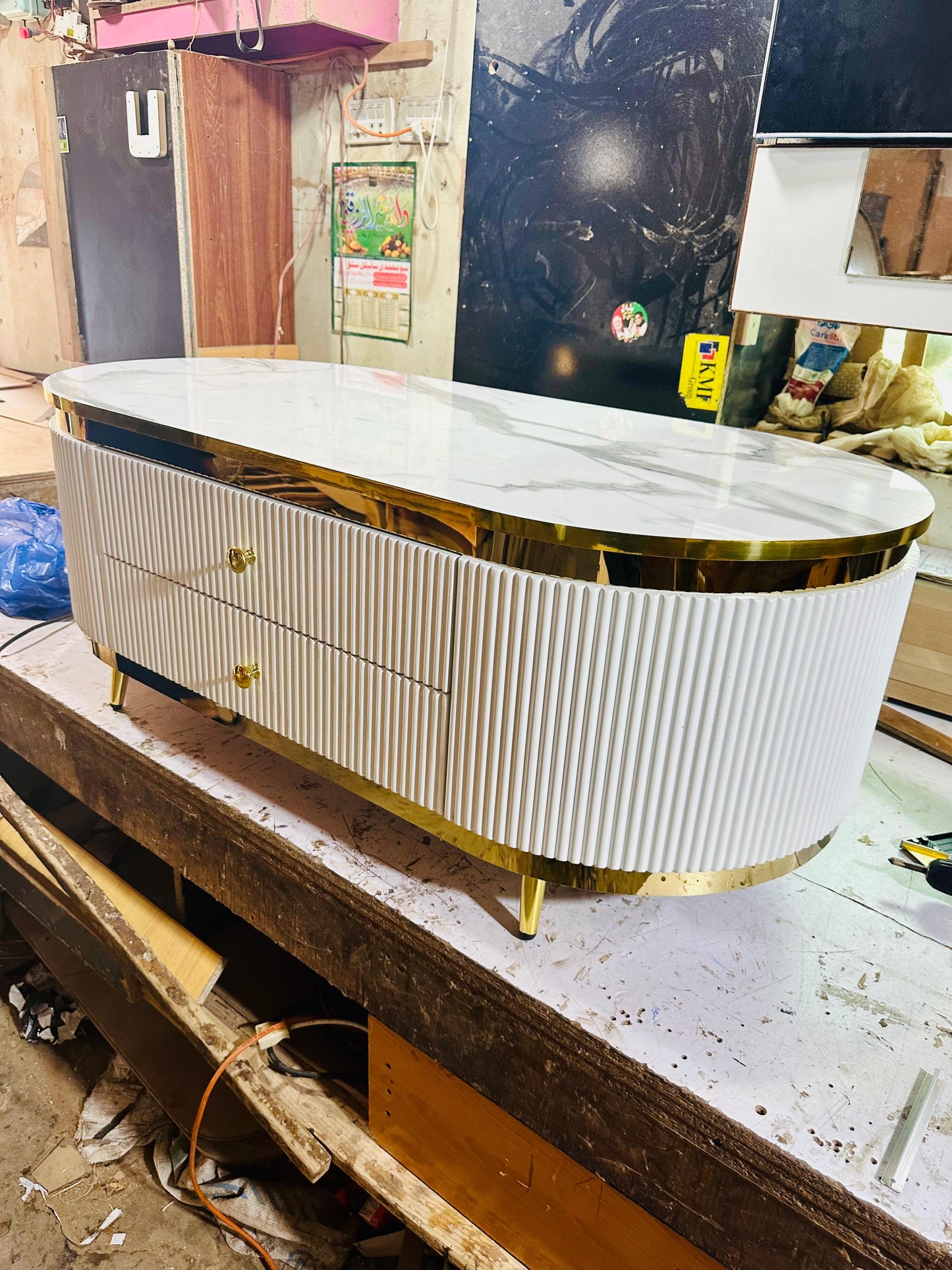 Alba Coffee Table / Center Table