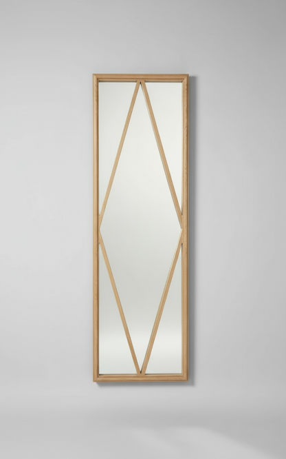 Laria Mirror