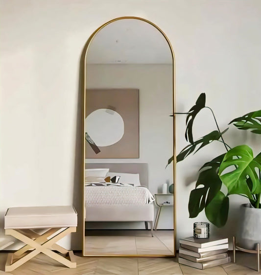 Royye Mirror