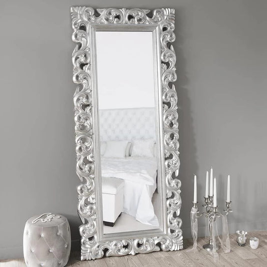 Royal Mirror